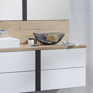 Dekorleiste: ohne Dekorleiste an der Wandverkleidung